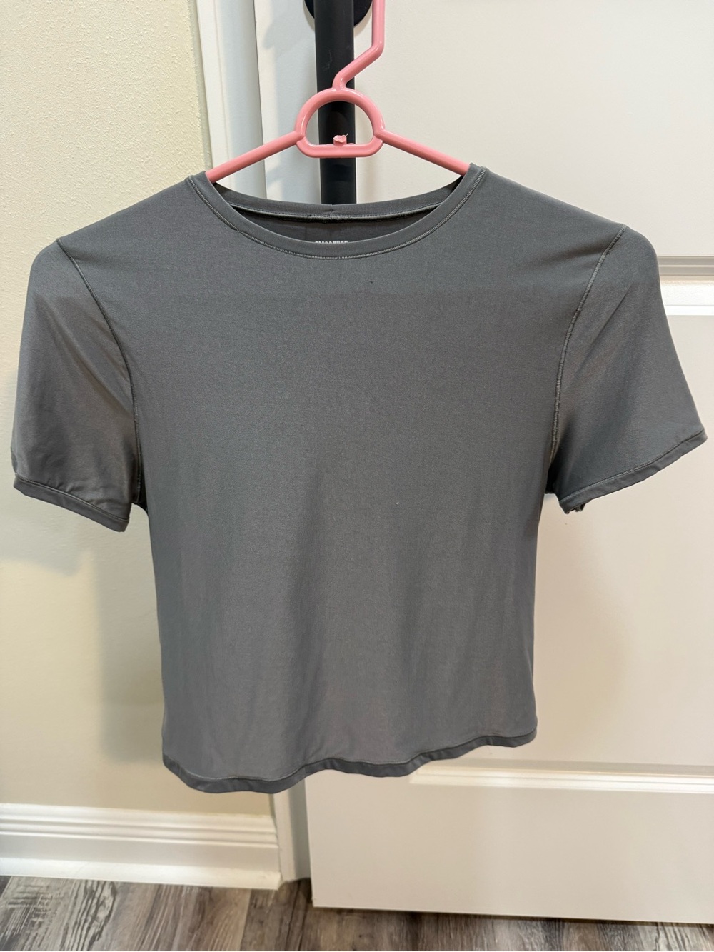 aerie Gray Short Sleeve Crop Top